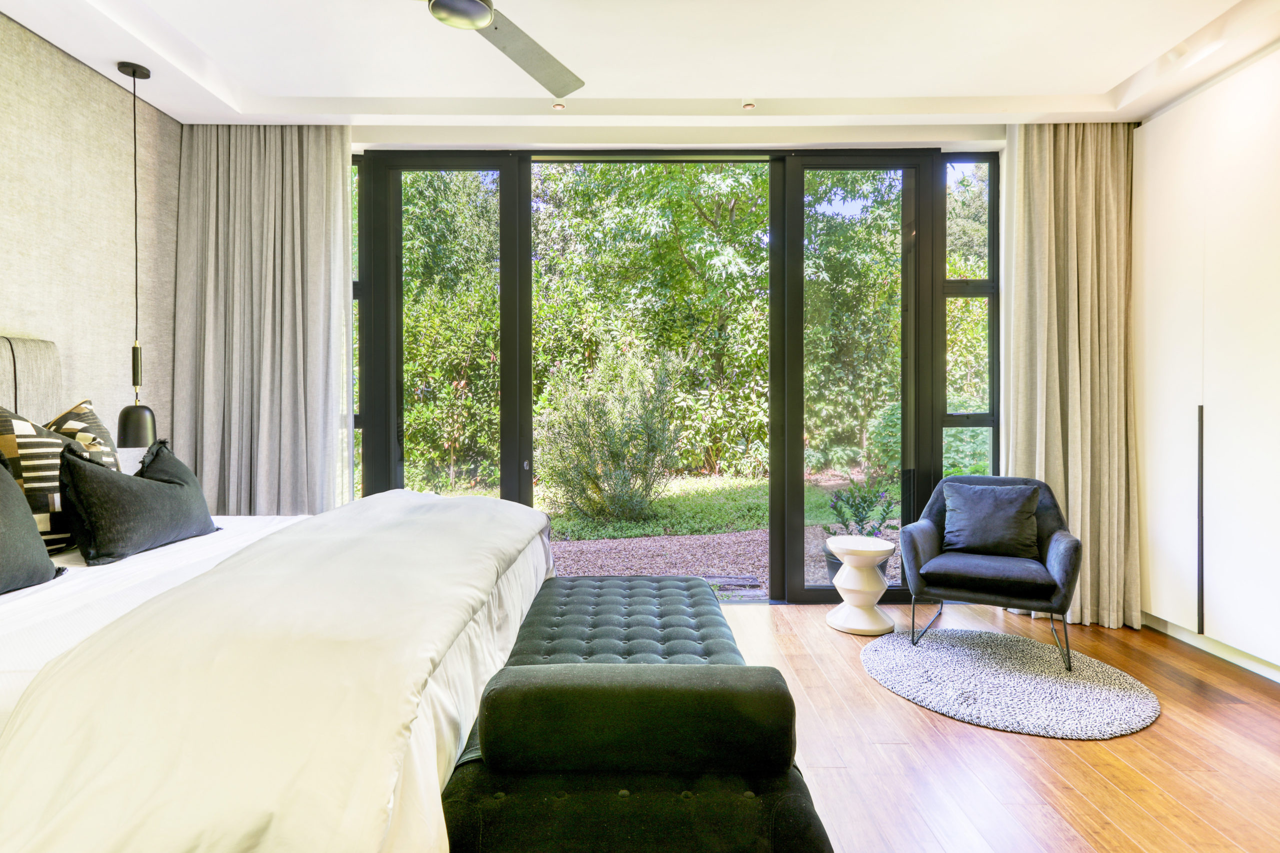 Constantia Twilight Photo 13