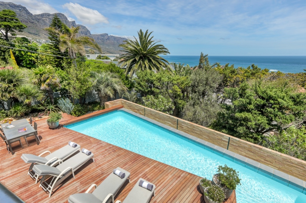 Anella Villa Photo 1
