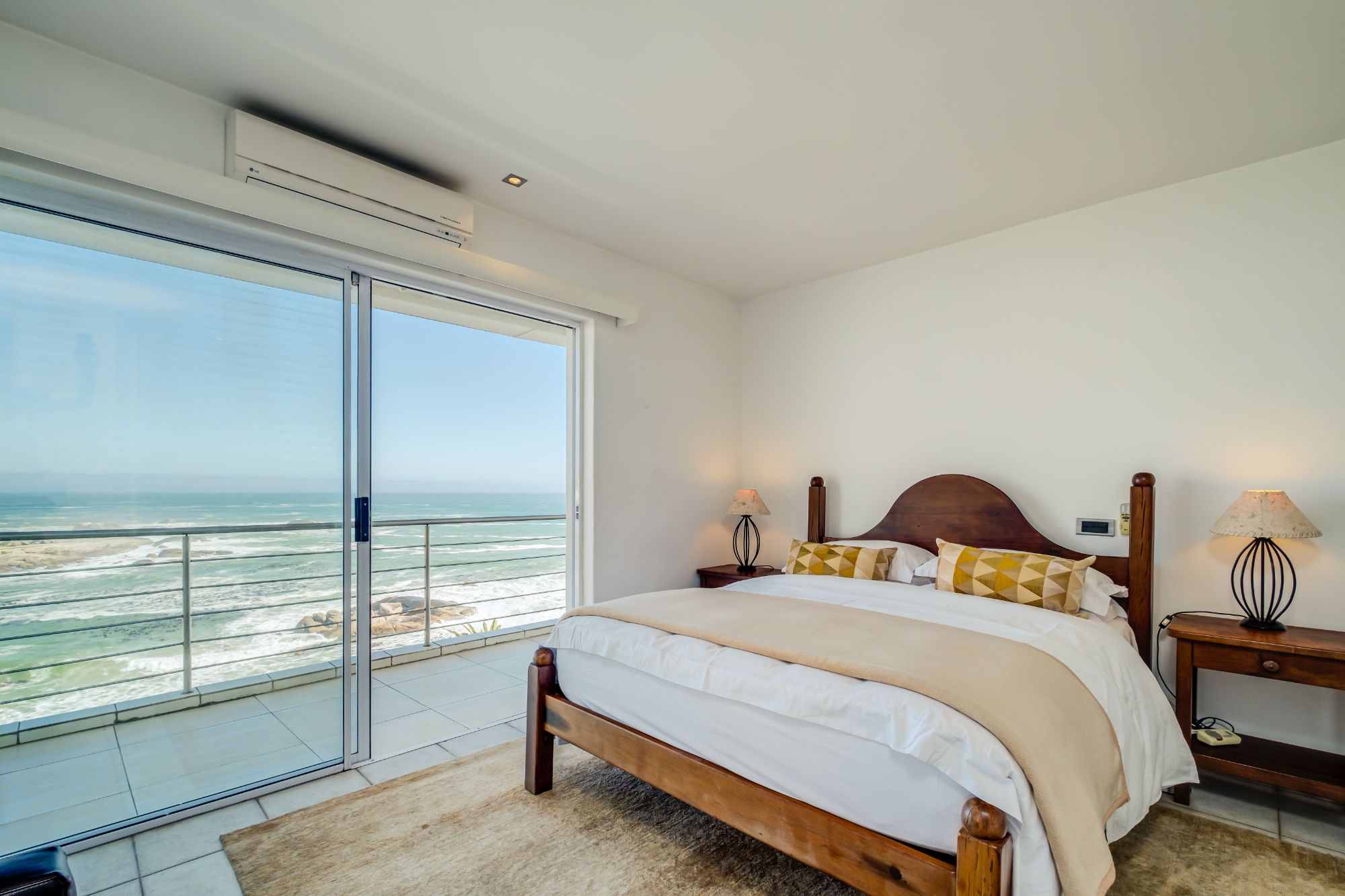 Camps Bay Terrace Penthouse Photo 16
