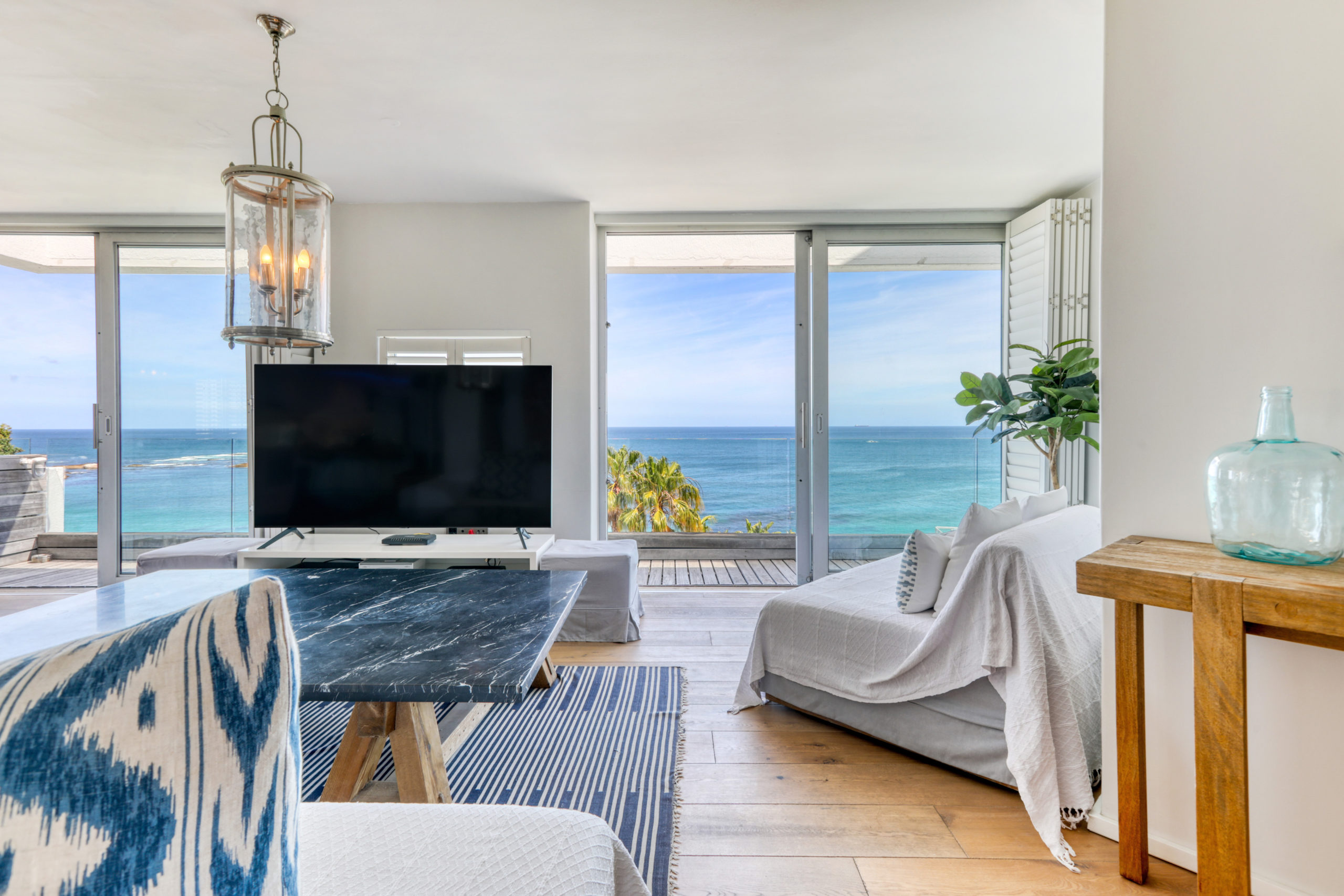 Clifton Penthouse Photo 12