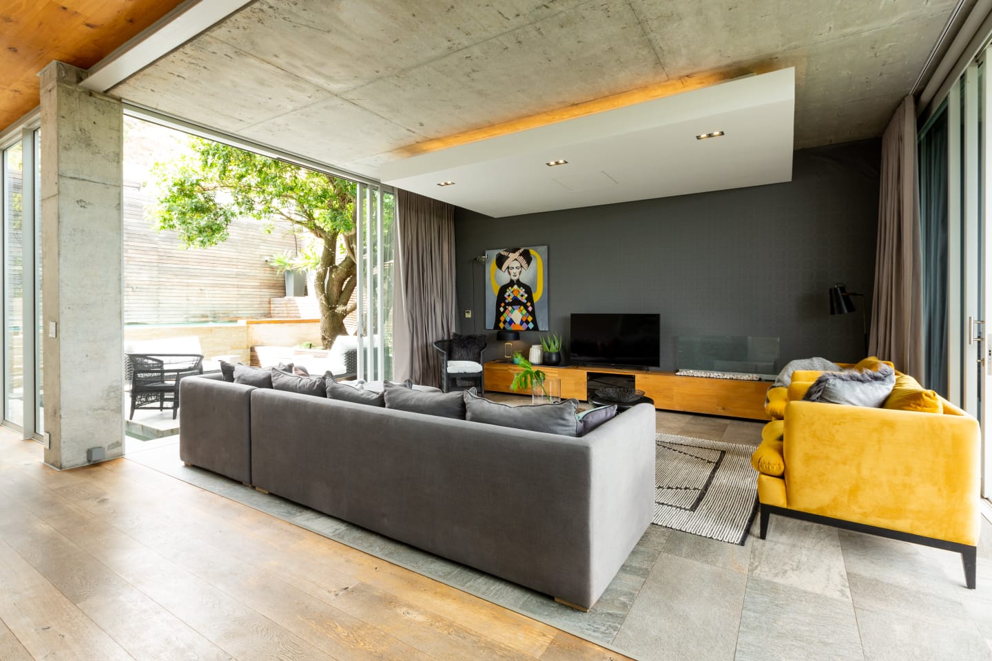 Cube Villa 62 4