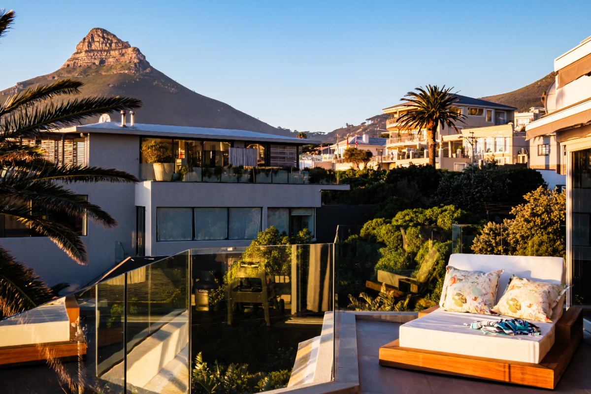 Houghton Penthouse 14