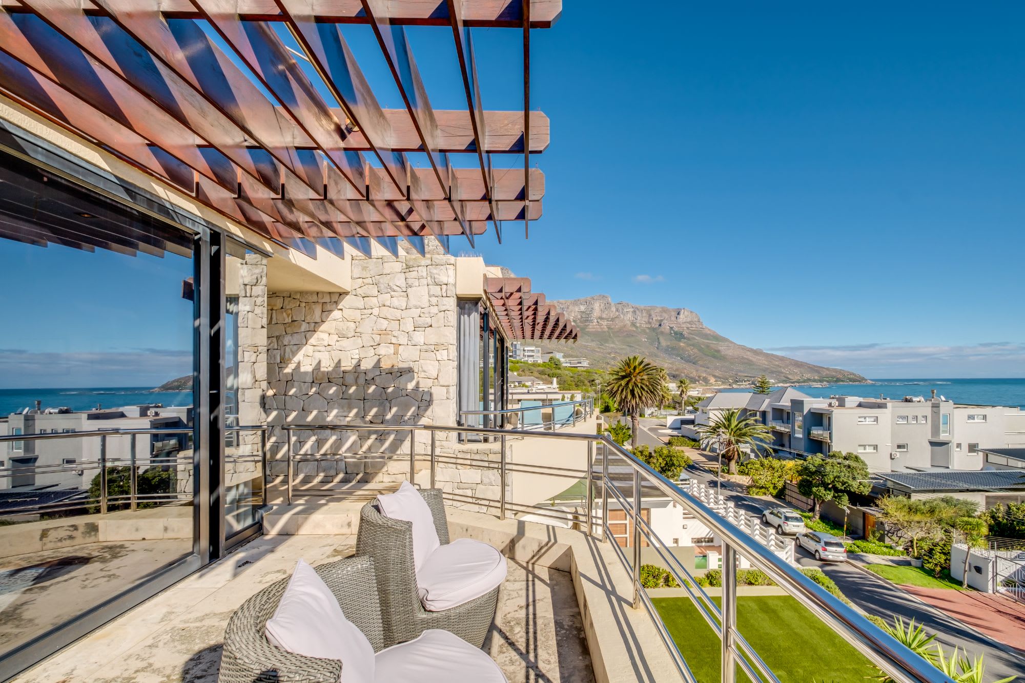 Lion’s Crest Villa