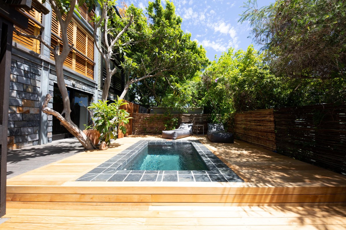 Photo 31 of 17 Geneva Lower accommodation in Camps Bay, Cape Town with 1 bedrooms and 1 bathrooms