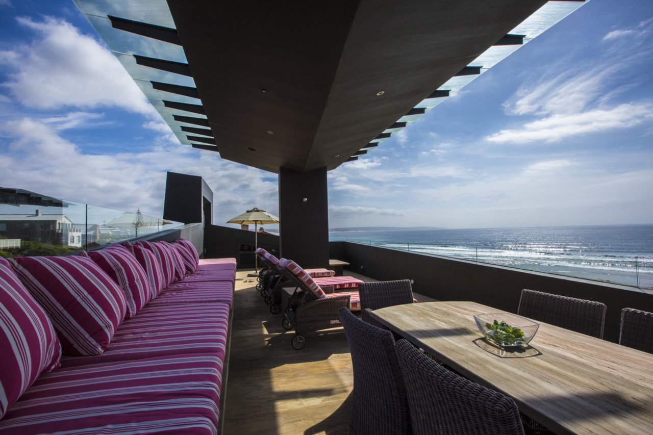 Photo 19 of 71 on Oyster accommodation in Boggomsbaai, Cape Town with 6 bedrooms and 5 bathrooms