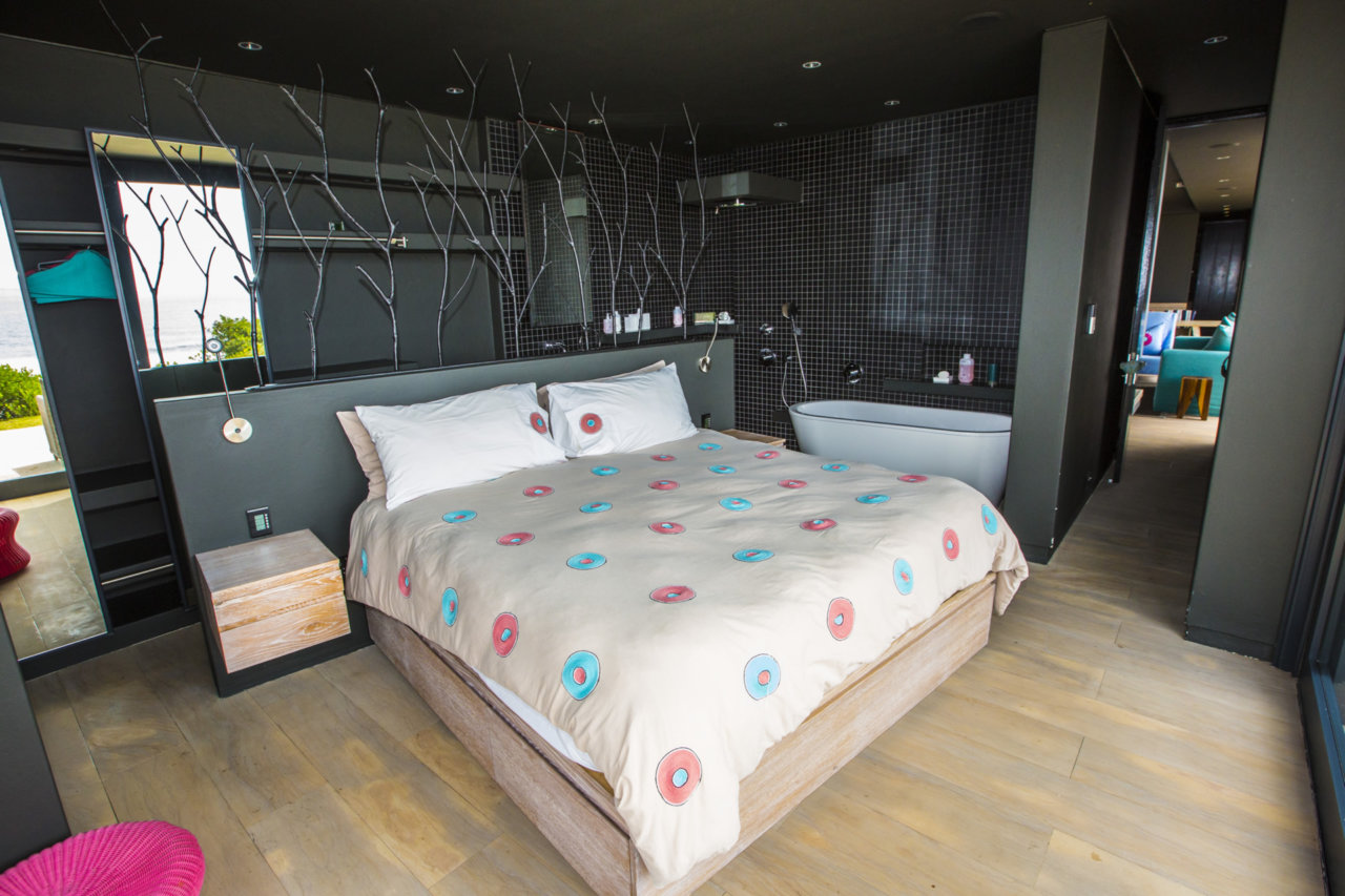 Photo 23 of 71 on Oyster accommodation in Boggomsbaai, Cape Town with 6 bedrooms and 5 bathrooms