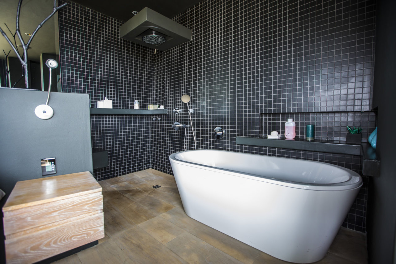 Photo 24 of 71 on Oyster accommodation in Boggomsbaai, Cape Town with 6 bedrooms and 5 bathrooms