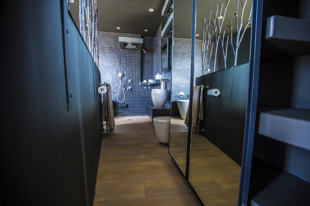 Photo 8 of 71 on Oyster accommodation in Boggomsbaai, Cape Town with 6 bedrooms and 5 bathrooms