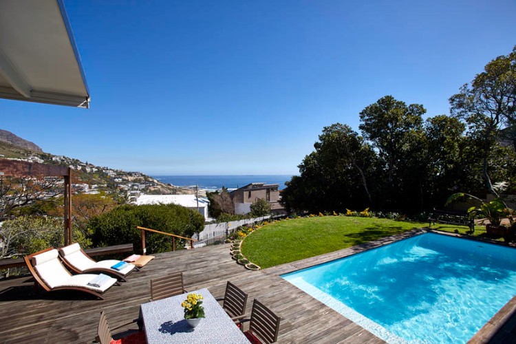 Photo 14 of Aloe Bay Llandudno accommodation in Llandudno, Cape Town with 4 bedrooms and 4.5 bathrooms
