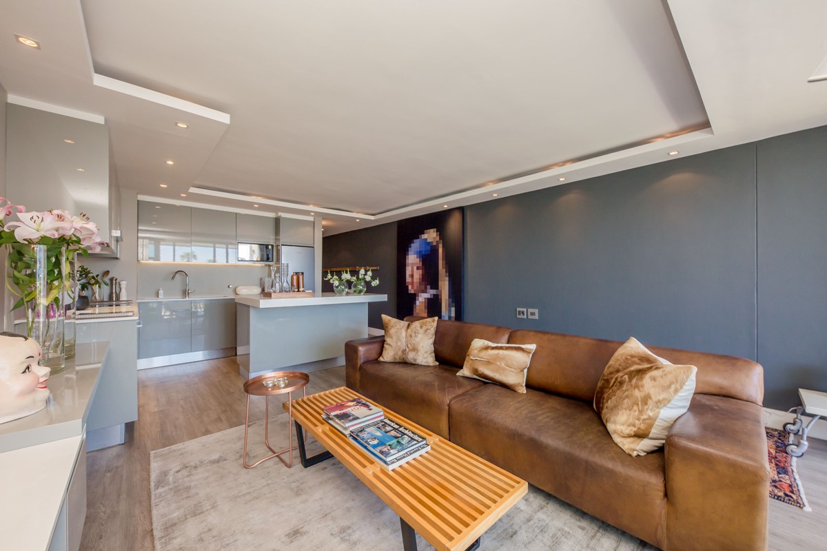 Photo 11 of Anchor Apartment accommodation in Mouille Point, Cape Town with 1 bedrooms and 1 bathrooms