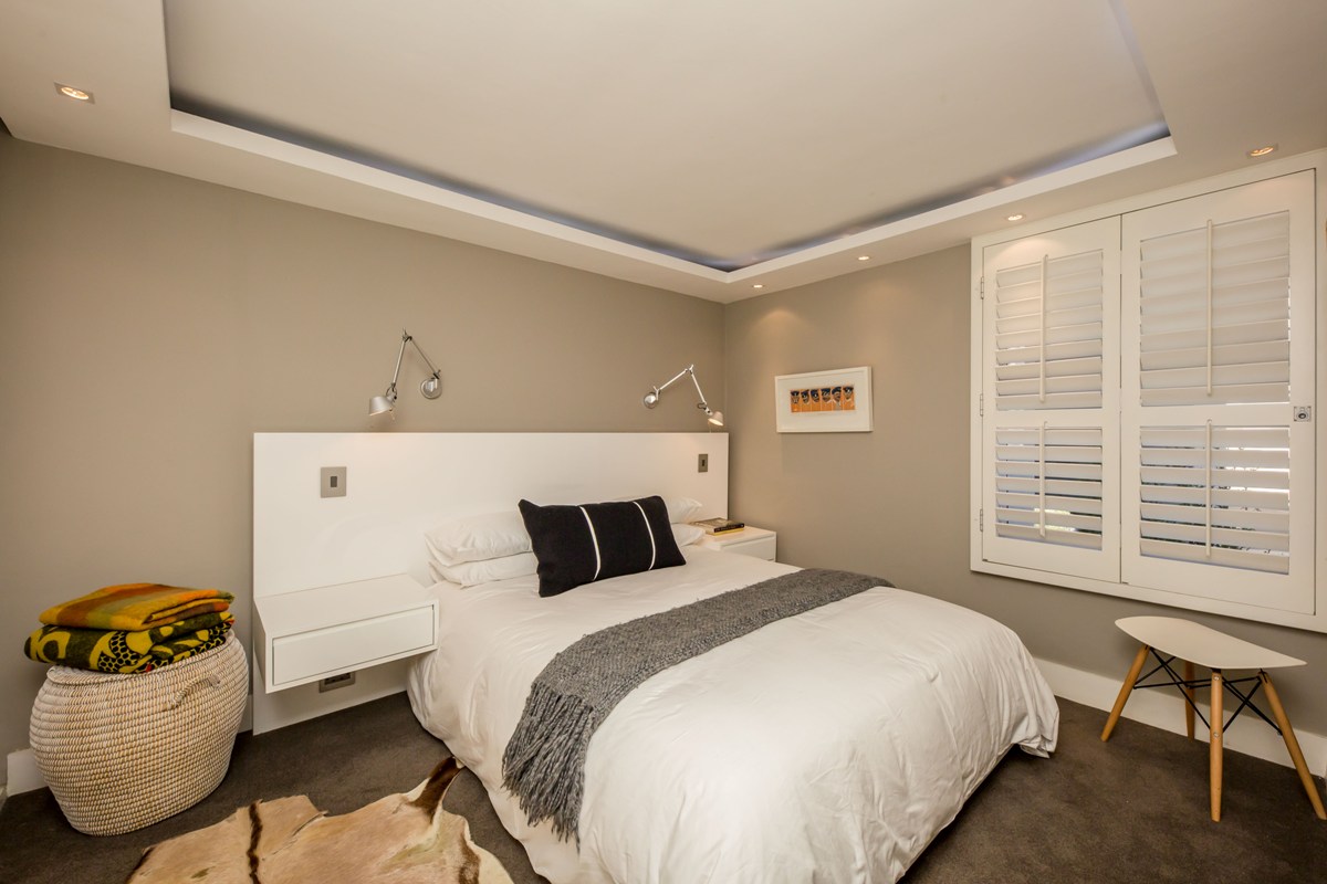 Photo 12 of Anchor Apartment accommodation in Mouille Point, Cape Town with 1 bedrooms and 1 bathrooms