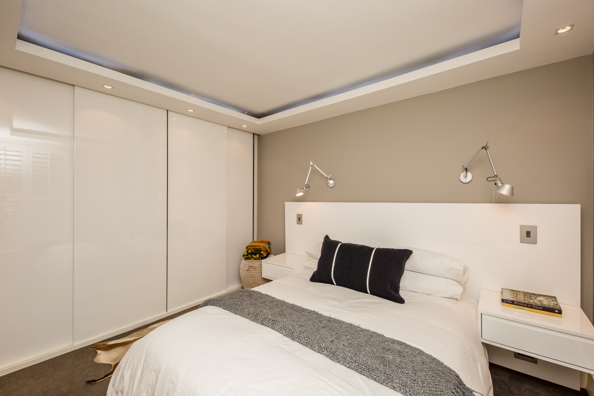 Photo 14 of Anchor Apartment accommodation in Mouille Point, Cape Town with 1 bedrooms and 1 bathrooms