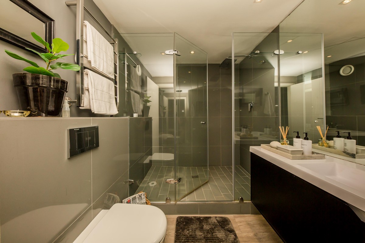 Photo 15 of Anchor Apartment accommodation in Mouille Point, Cape Town with 1 bedrooms and 1 bathrooms