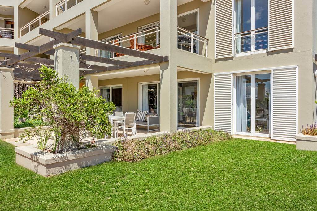 Photo 15 of Carradale 304 accommodation in V&A Waterfront, Cape Town with 3 bedrooms and 3 bathrooms