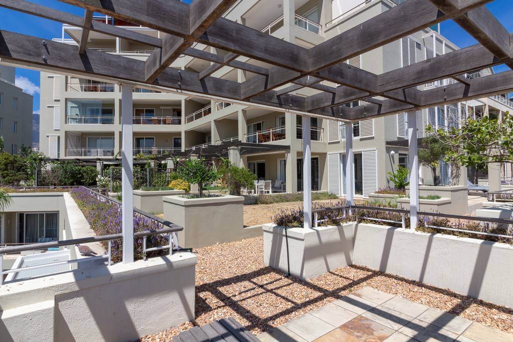 Photo 3 of Carradale 304 accommodation in V&A Waterfront, Cape Town with 3 bedrooms and 3 bathrooms