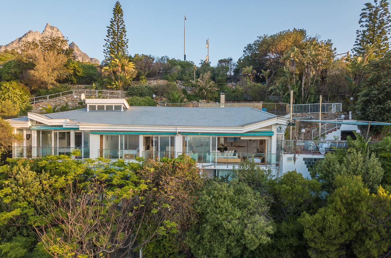 Photo 5 of Clifton Ocean Villa accommodation in Clifton, Cape Town with 5 bedrooms and 4 bathrooms