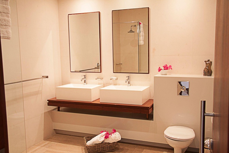 Photo 24 of Glen Beach Villas 1 accommodation in Camps Bay, Cape Town with 5 bedrooms and 4 bathrooms