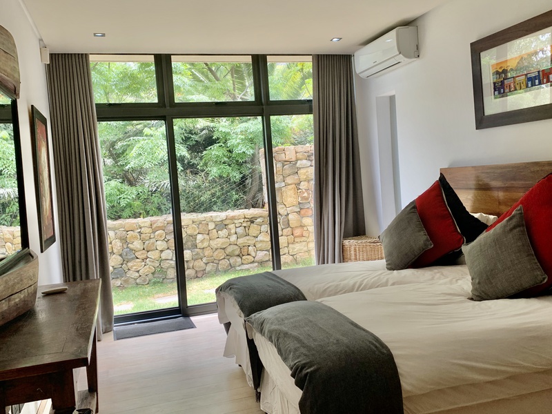 Photo 27 of Glen Beach Villas 1 accommodation in Camps Bay, Cape Town with 5 bedrooms and 4 bathrooms