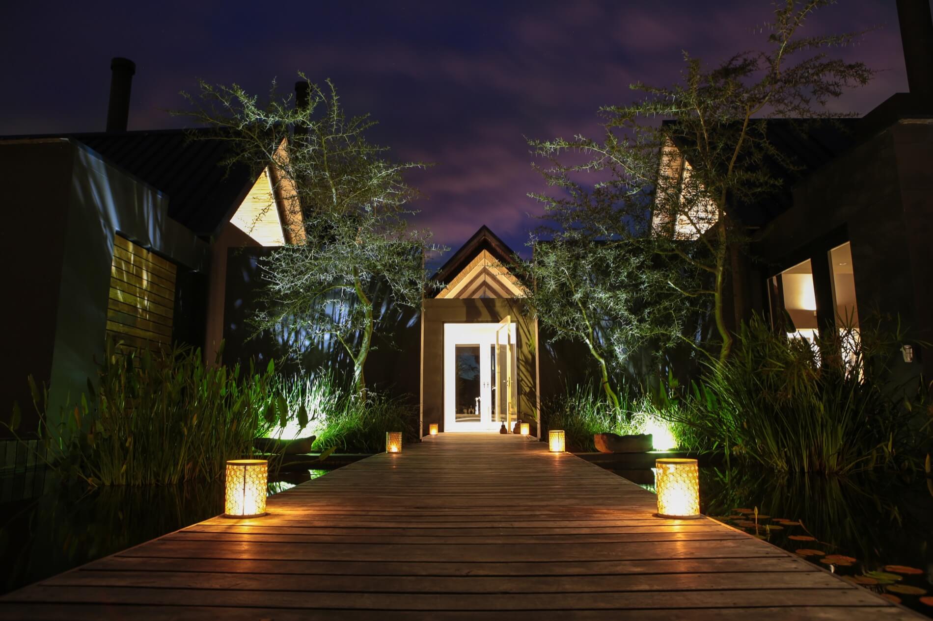 Photo 4 of Villa Maison Noir accommodation in Hout Bay, Cape Town with 5 bedrooms and 5 bathrooms