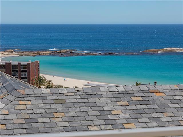 Photo 3 of Summer Place accommodation in Camps Bay, Cape Town with 3 bedrooms and 3 bathrooms