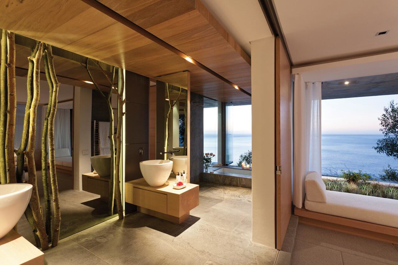Photo 13 of Villa Boma accommodation in Bantry Bay, Cape Town with 5 bedrooms and 5 bathrooms