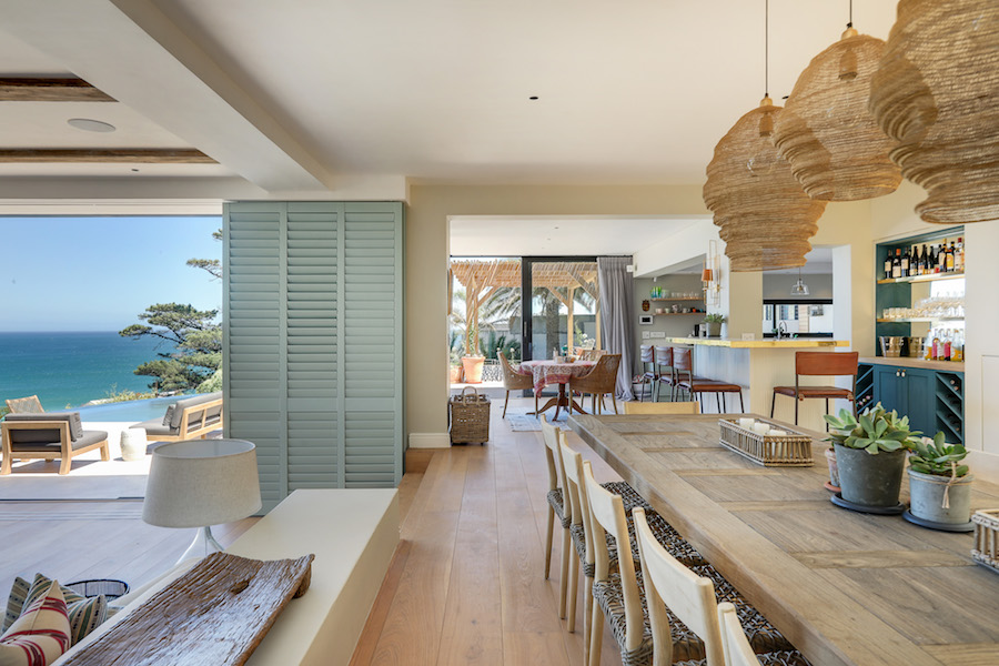 Photo 8 of Villa Paradise accommodation in Llandudno, Cape Town with 5 bedrooms and 7 bathrooms