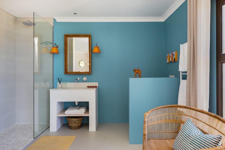 Photo 18 of Villa Paradise accommodation in Llandudno, Cape Town with 5 bedrooms and 7 bathrooms