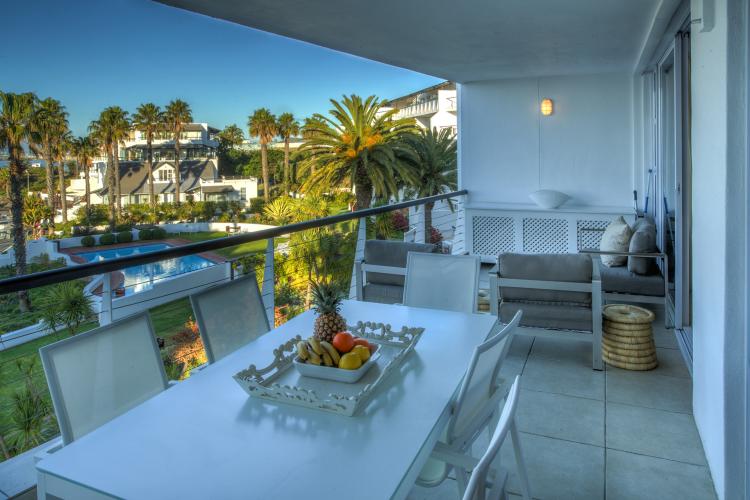 Photo 1 of Albright accommodation in V&A Waterfront, Cape Town with 3 bedrooms and 2 bathrooms