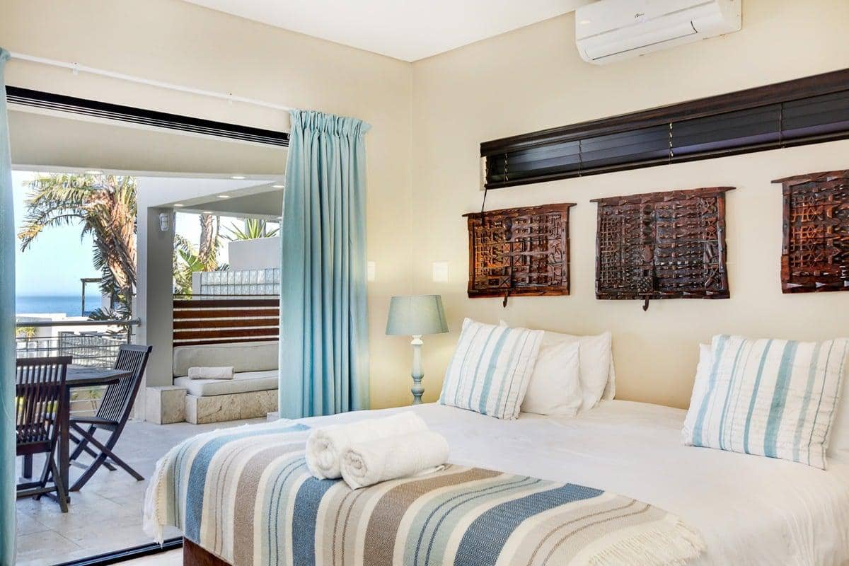 Photo 5 of Bakoven Blue accommodation in Bakoven, Cape Town with 3 bedrooms and 2 bathrooms
