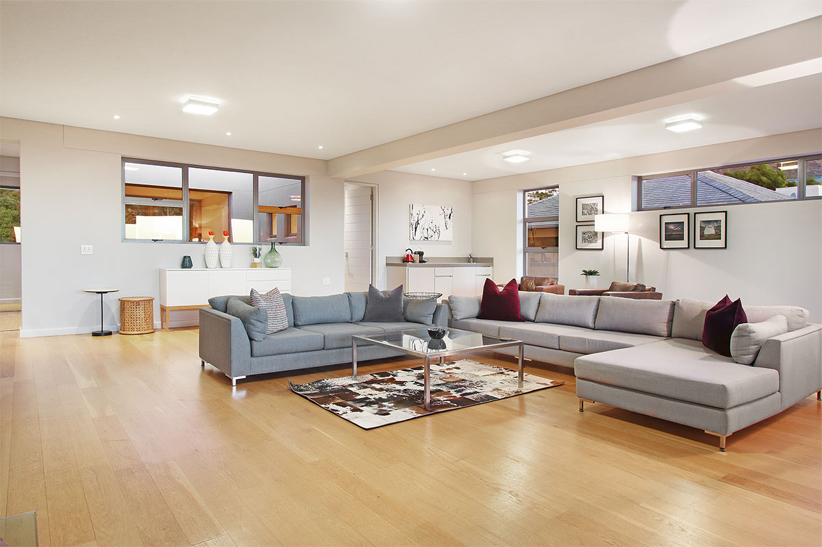 Photo 8 of Belmondo accommodation in Camps Bay, Cape Town with 5 bedrooms and 5 bathrooms