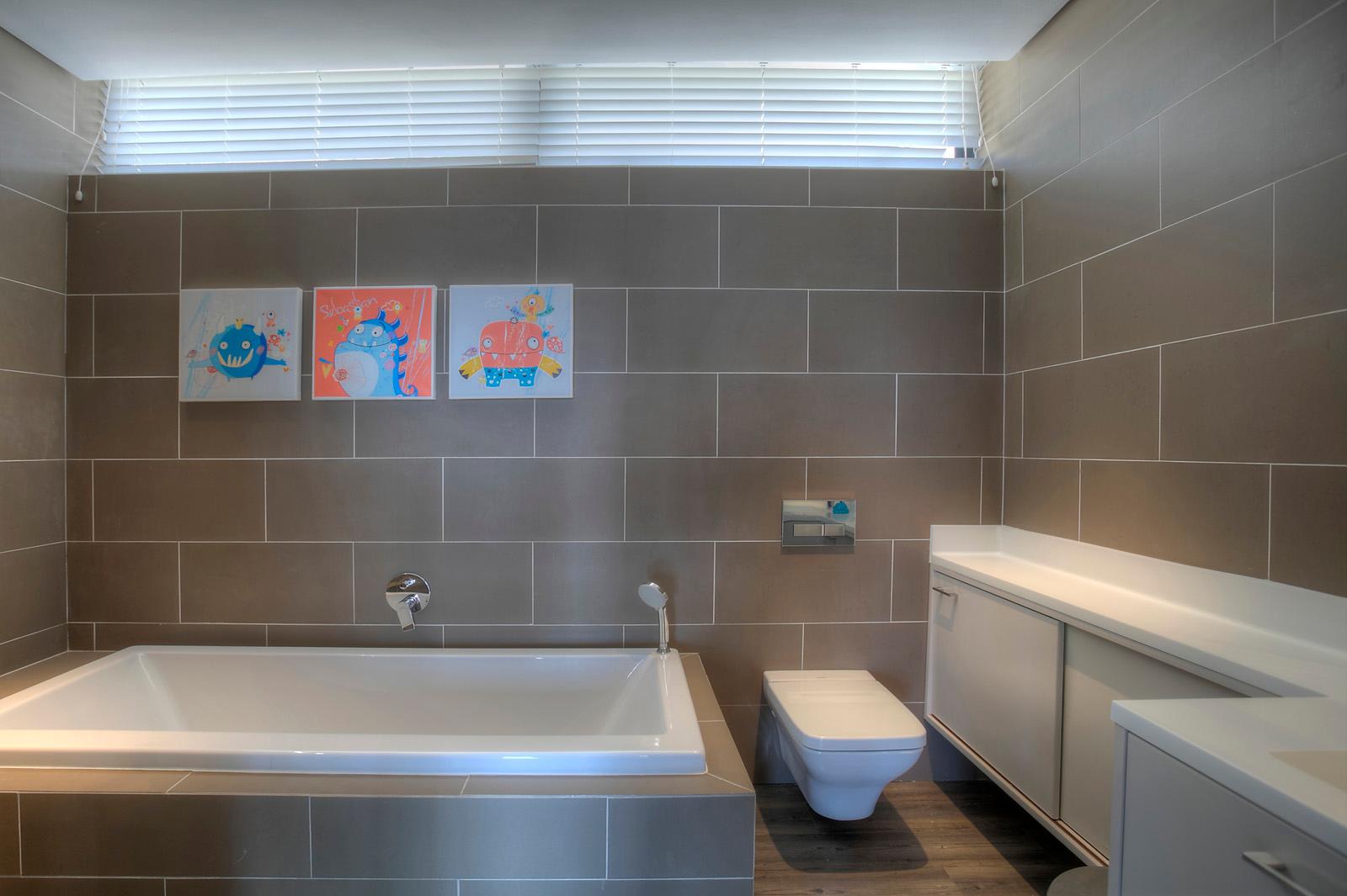 Photo 15 of Bordeaux Villa accommodation in Fresnaye, Cape Town with 4 bedrooms and 3.5 bathrooms