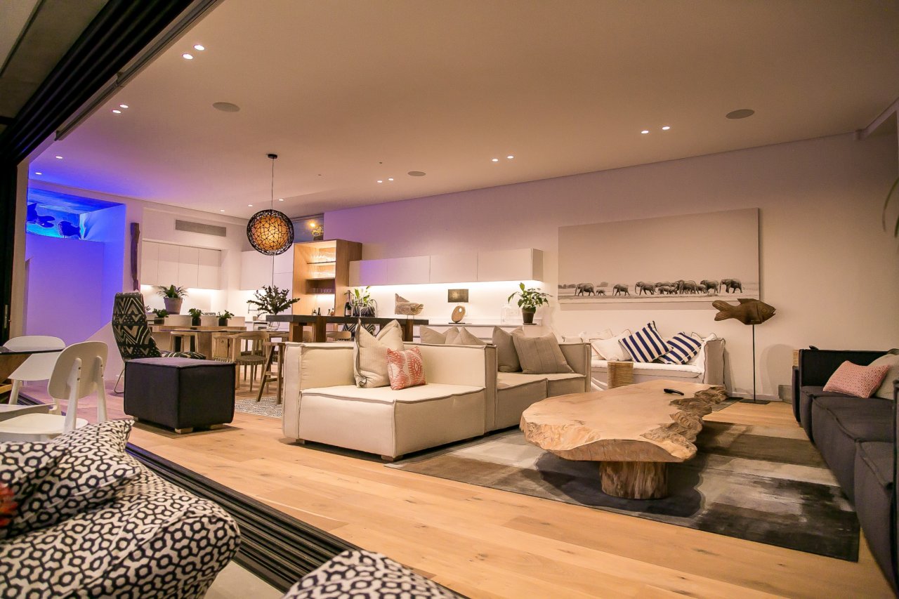 Photo 14 of Camps Bay Beach Villa accommodation in Camps Bay, Cape Town with 4 bedrooms and 4 bathrooms