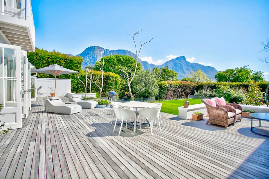 Photo 21 of Claremont Sidmouth Villa accommodation in Claremont, Cape Town with 5 bedrooms and 5 bathrooms