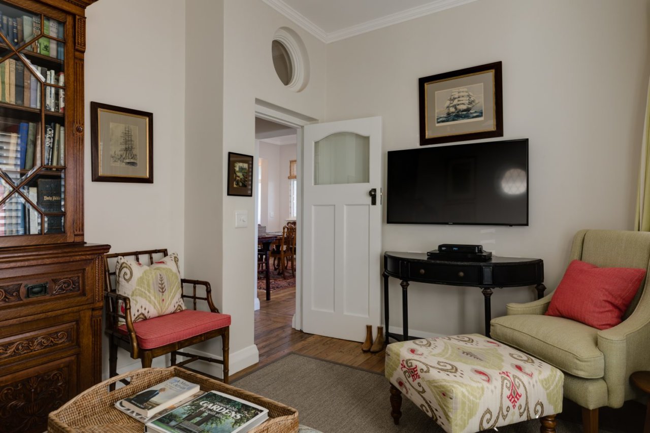 Photo 11 of Claybrook Villa accommodation in Camps Bay, Cape Town with 4 bedrooms and 4 bathrooms