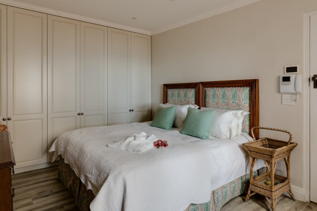 Photo 21 of Claybrook Villa accommodation in Camps Bay, Cape Town with 4 bedrooms and 4 bathrooms
