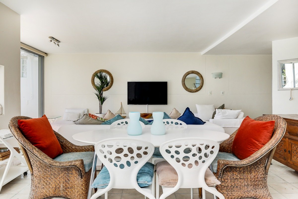 Photo 6 of Clifton Santorini accommodation in Clifton, Cape Town with 3 bedrooms and 2 bathrooms