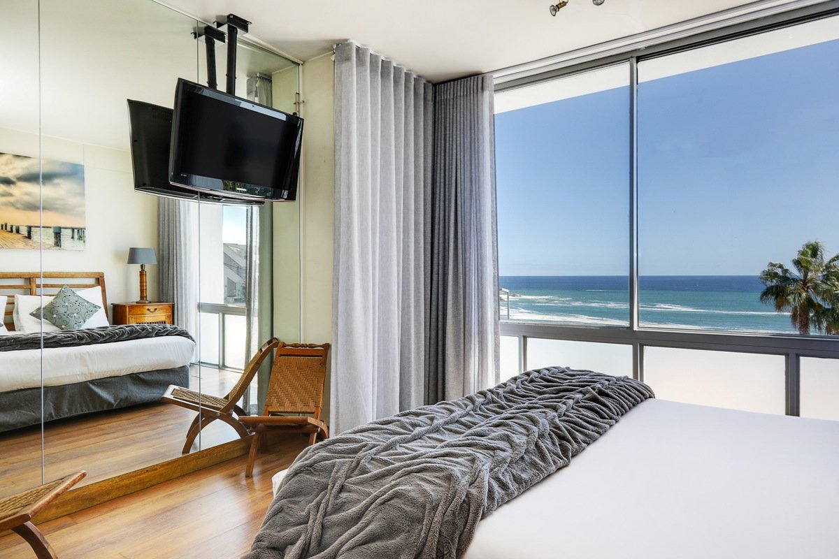 Photo 10 of Clifton Santorini accommodation in Clifton, Cape Town with 3 bedrooms and 2 bathrooms