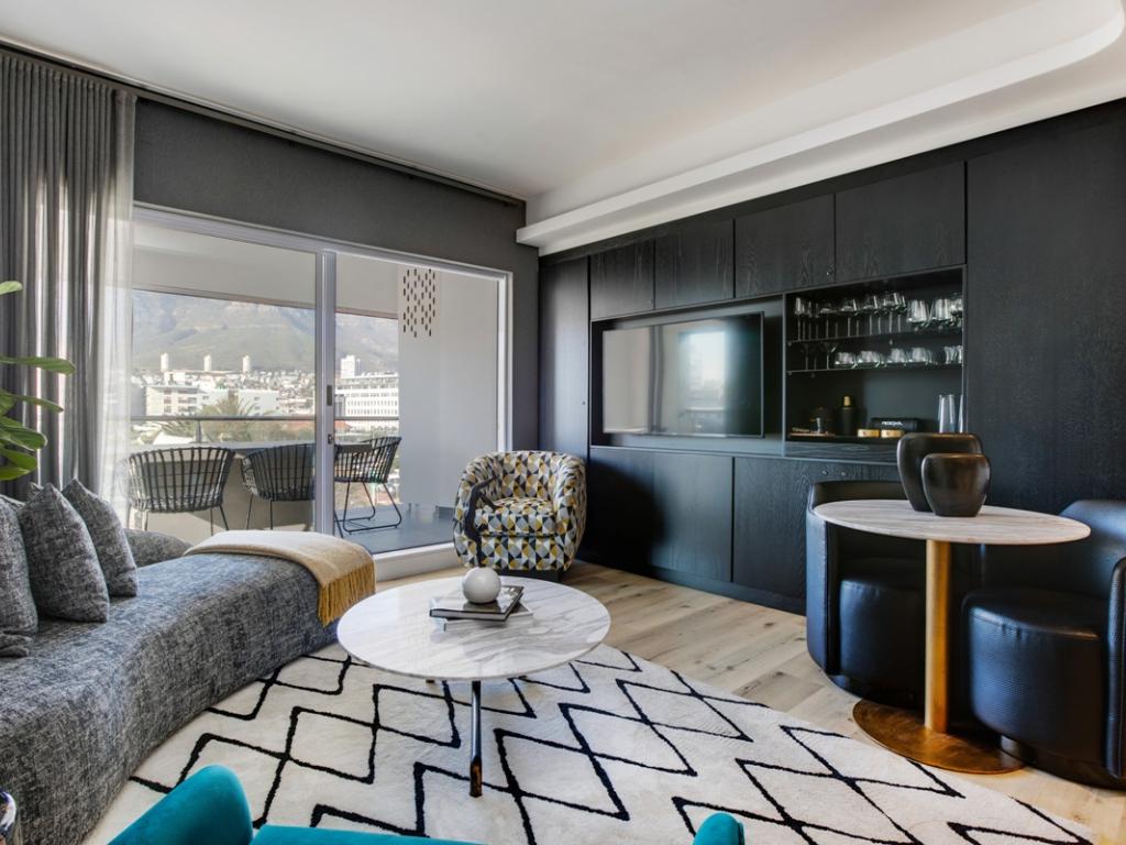 Photo 19 of Danbury Apartment accommodation in City Centre, Cape Town with 1 bedrooms and 1 bathrooms