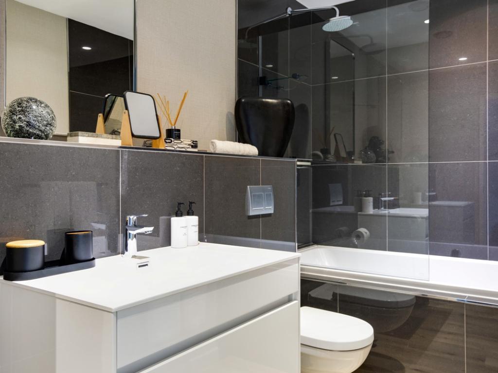 Photo 5 of Danbury Apartment accommodation in City Centre, Cape Town with 1 bedrooms and 1 bathrooms