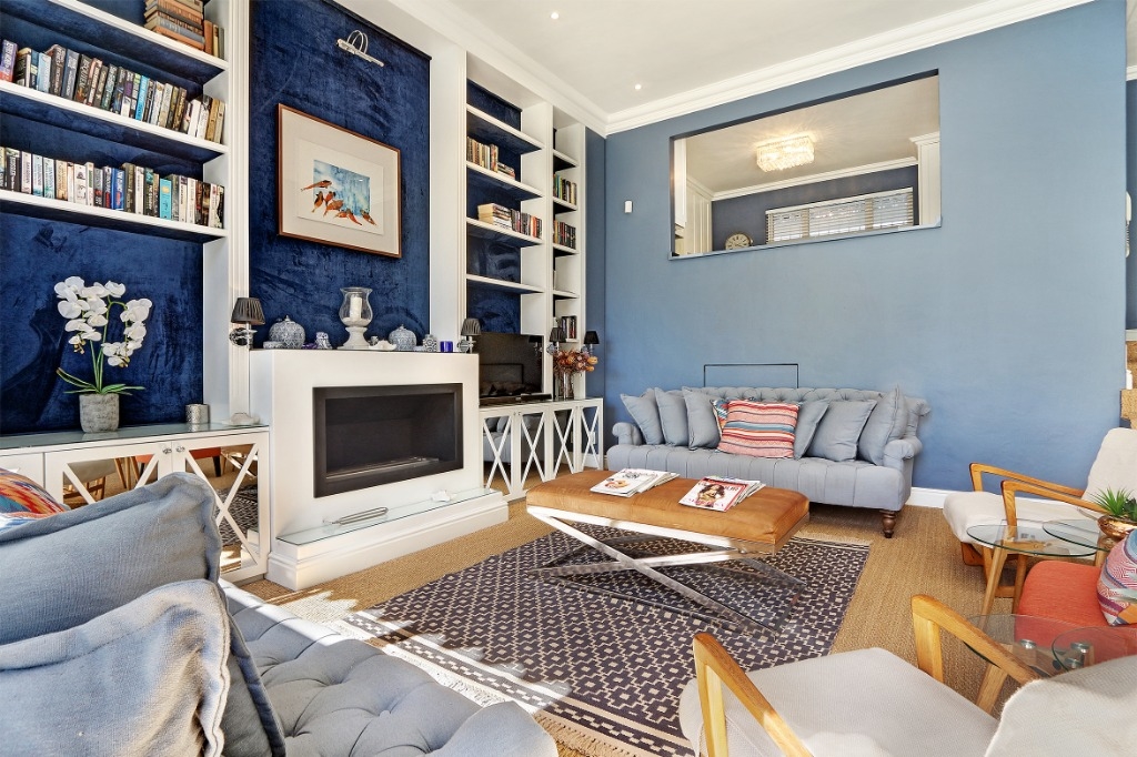 Photo 22 of Edgewater House accommodation in Bantry Bay, Cape Town with 3 bedrooms and 2 bathrooms