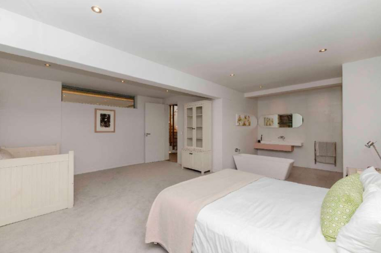 Photo 21 of Llandudno Summer accommodation in Llandudno, Cape Town with 4 bedrooms and 4 bathrooms