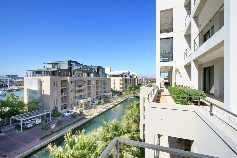 Photo 10 of Faulconier 303 accommodation in V&A Waterfront, Cape Town with 2 bedrooms and 2 bathrooms