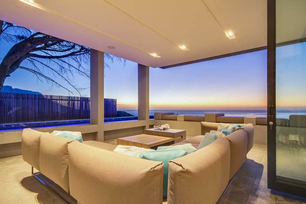 Photo 8 of Geneva Drive Villa accommodation in Camps Bay, Cape Town with 5 bedrooms and 5 bathrooms