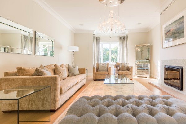 Photo 13 of Bishopscourt Views accommodation in Bishopscourt, Cape Town with 7 bedrooms and 7 bathrooms