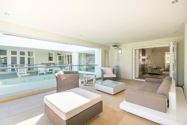 Photo 26 of Bishopscourt Views accommodation in Bishopscourt, Cape Town with 7 bedrooms and 7 bathrooms