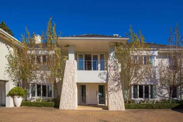 Photo 31 of Bishopscourt Views accommodation in Bishopscourt, Cape Town with 7 bedrooms and 7 bathrooms