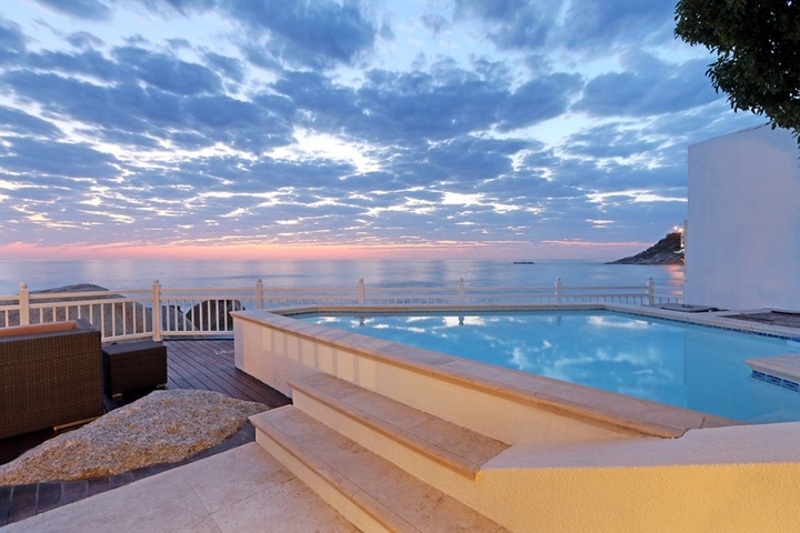 Photo 1 of Ivory Sands Bungalow accommodation in Clifton, Cape Town with 2 bedrooms and 2 bathrooms