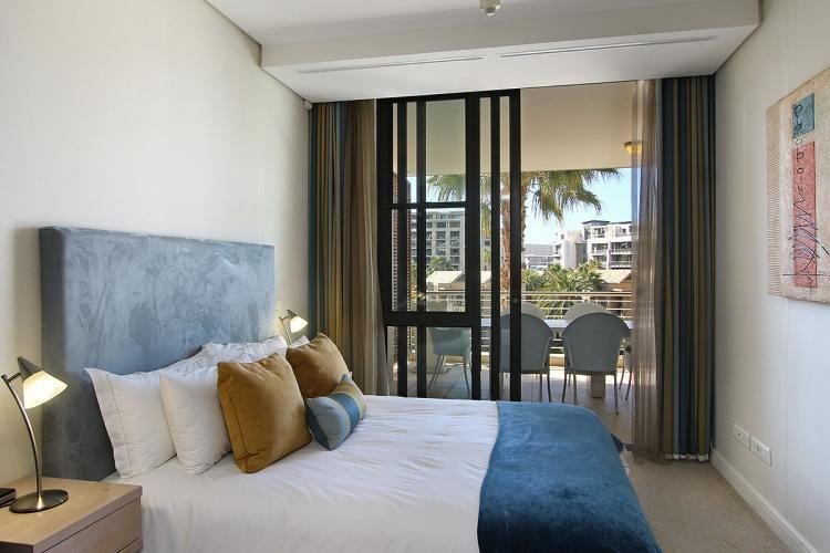 Photo 8 of Juliette 210 accommodation in V&A Waterfront, Cape Town with 1 bedrooms and 1 bathrooms