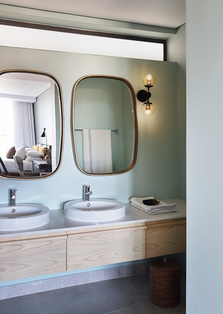 Photo 3 of Juliette 402 accommodation in V&A Waterfront, Cape Town with 2 bedrooms and 2 bathrooms