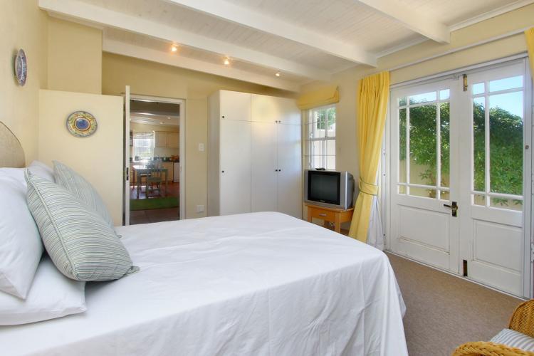 Photo 12 of Kommetjie Beach House accommodation in Kommetjie, Cape Town with 3 bedrooms and 3 bathrooms